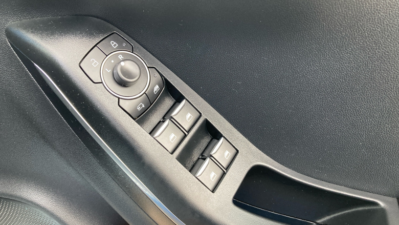 Ford Puma 1.0 EcoBoost Hybrid mHEV ST-Line Vignale 5dr Petrol Hatchback